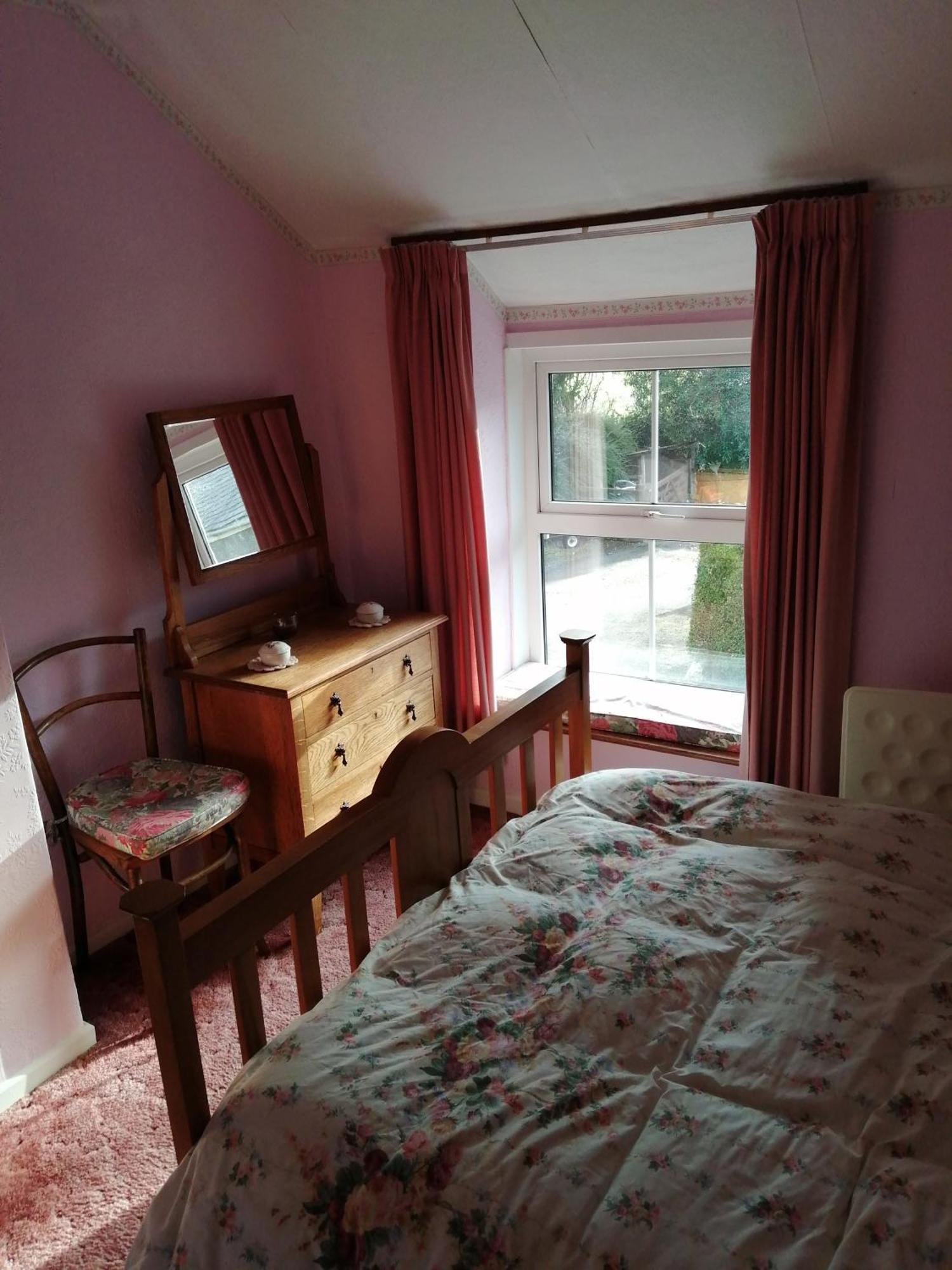 2 Rhys Terrace *