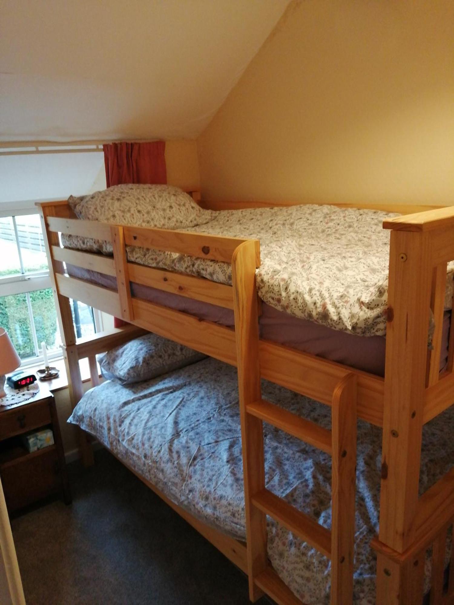 2 Rhys Terrace * Machynlleth